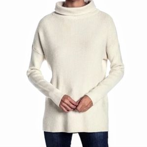 Devotion By Cyrus Sweater Women SMALL Cowl Neck Ribbed Knit Split Hem Cream
